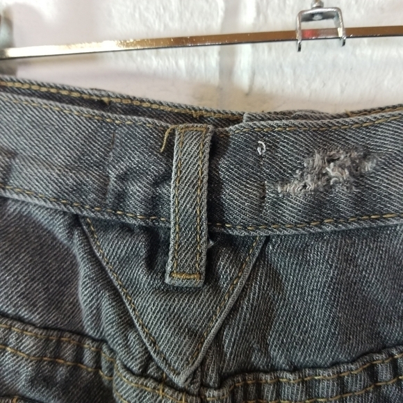 One Teaspoon Bandits distressed charcoal gray black shorts - Picture 9 of 16